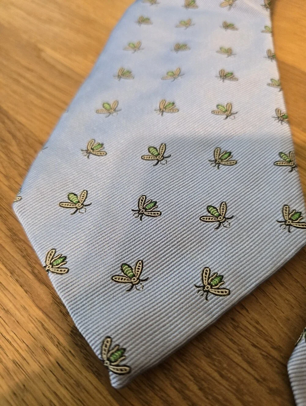 Vineyard Vines Print Silk Tie Light Blue Novelty Neck Tie